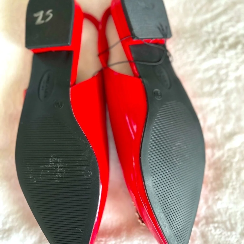 Anne Klein Elegant Red Slingback Heels with Embellished Buckle size 9 med - Picture 6 of 7